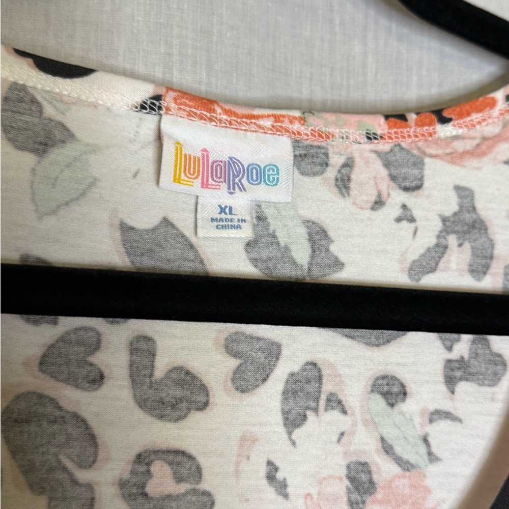 LuLaRoe Multicolor Patterned MorganTop - Picture 3 of 4